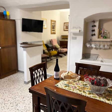 Appartement I Due Gradoni Stone House à Pacentro Extérieur photo